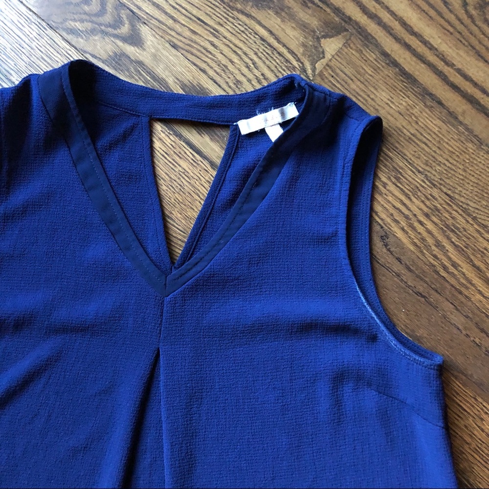 Skies Are Blue Women’s Tank Medium